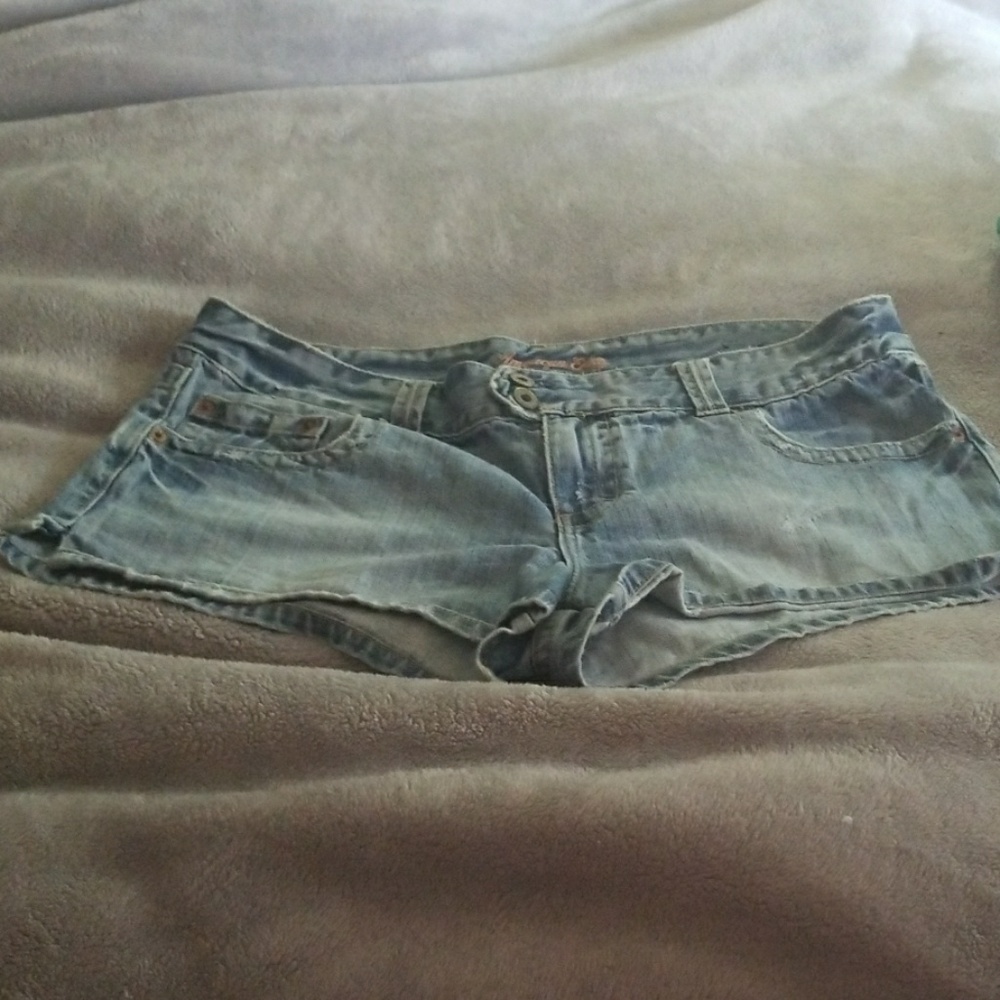 Women's American Eagle shorts